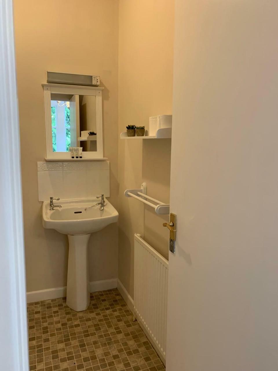 The Dalesbridge Lodge B&B Austwick Bagian luar foto